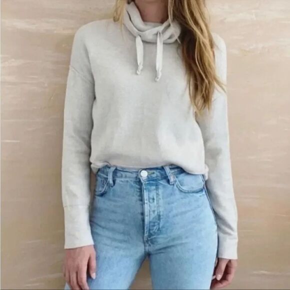 Universal Thread Tan Cowl Neck Pullover Sweater Size Small - Picture 1 of 10